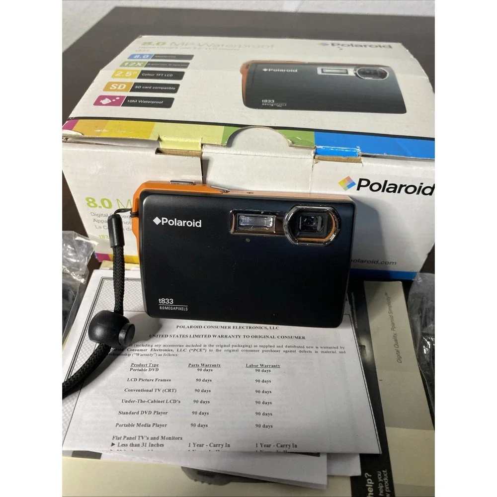 Polaroid T833 Digital Camera 8 Megapixels Waterproof